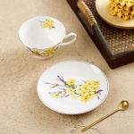 Порцеланова чаша с чинийка и лъжичка за кафе и чай 250 мл, Жълта Пролет