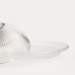 съдче с капак за съхранение на мъфин