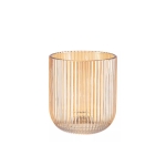 чаши за уиски в цвят кехлибар