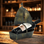 метална стойка за вино с форма на лодка