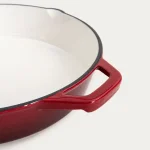 чугунен тиган с емайлирано покритие