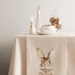 Тишлайфер великден с декор заек, 40 x 160 см, бежов цвят, HOMLA Полша