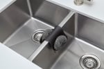 Аксесоар за мивка двоен SADDLE, черен цвят, UMBRA Канада