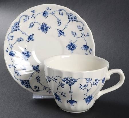 Finlandia чаша с чинийка за чай 220 мл, Churchill