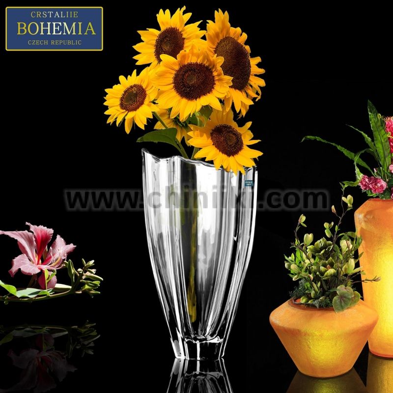 Vulcano ваза за цветя 30.5 см, Bohemia Crystalite