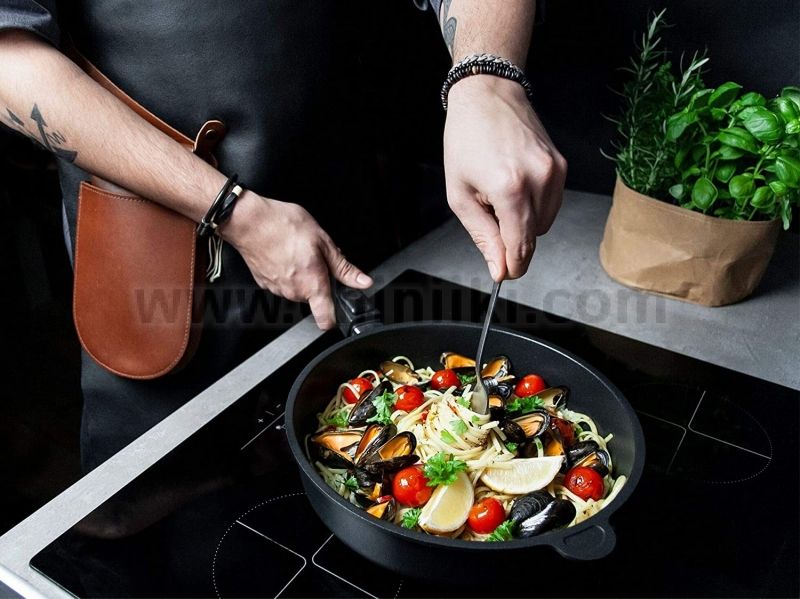 Индукционен дълбок тиган за готвене с мобилна дръжка 20 см, AMT Германия