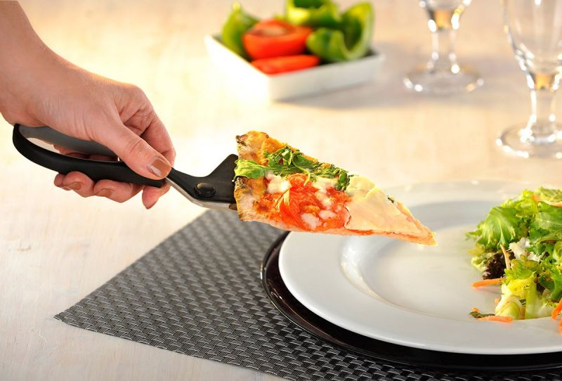 Ножица за пица PEZZO, черен цвят, GEFU Германия