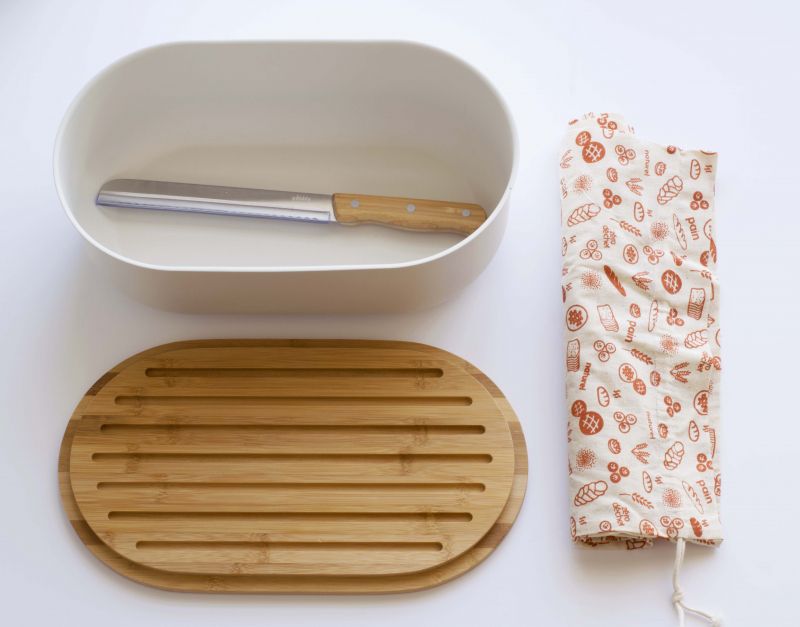 Кутия за хляб с дъска, нож и торбичка за хляб, цвят крем, PEBBLY Франция