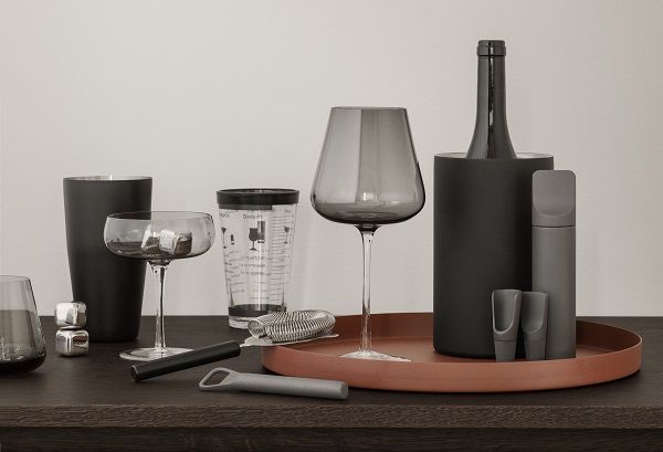 Стъклени чаши за вино 400 мл BELO - 2 броя, цвят опушено сиво (Smoke), BLOMUS Германия