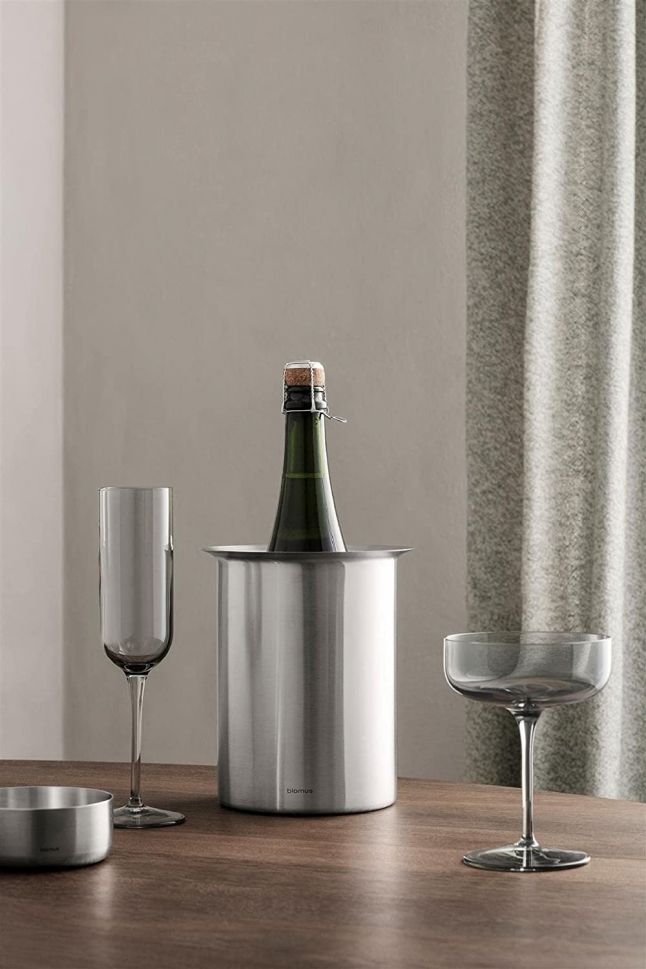 Чаши за шампанско 300 мл FUUM, цвят опушено сиво (Smoke), 4 броя, BLOMUS Германия