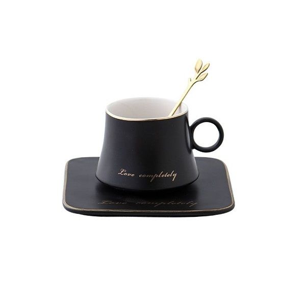 Порцеланова чаша с чинийка и лъжичка за кафе и чай 160 мл, BLACK LOVE COMPLETELY